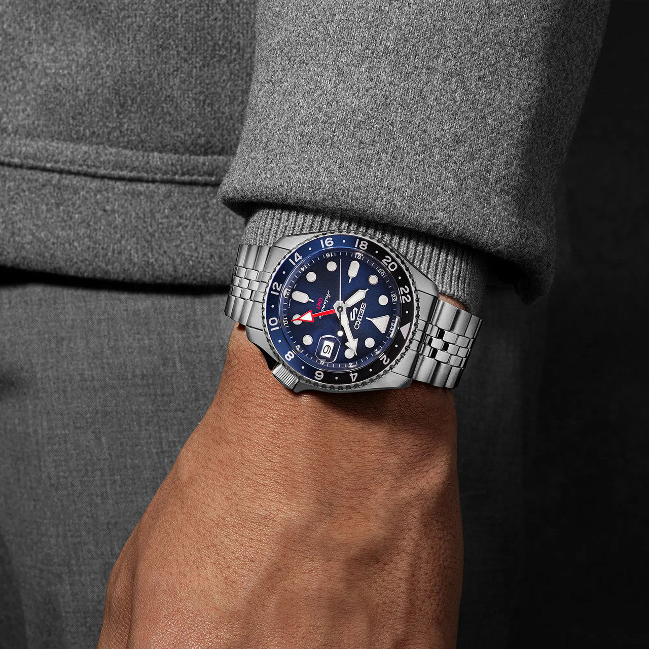 Seiko 5 Sports GMT 42.5mm SSK003K - Image 4
