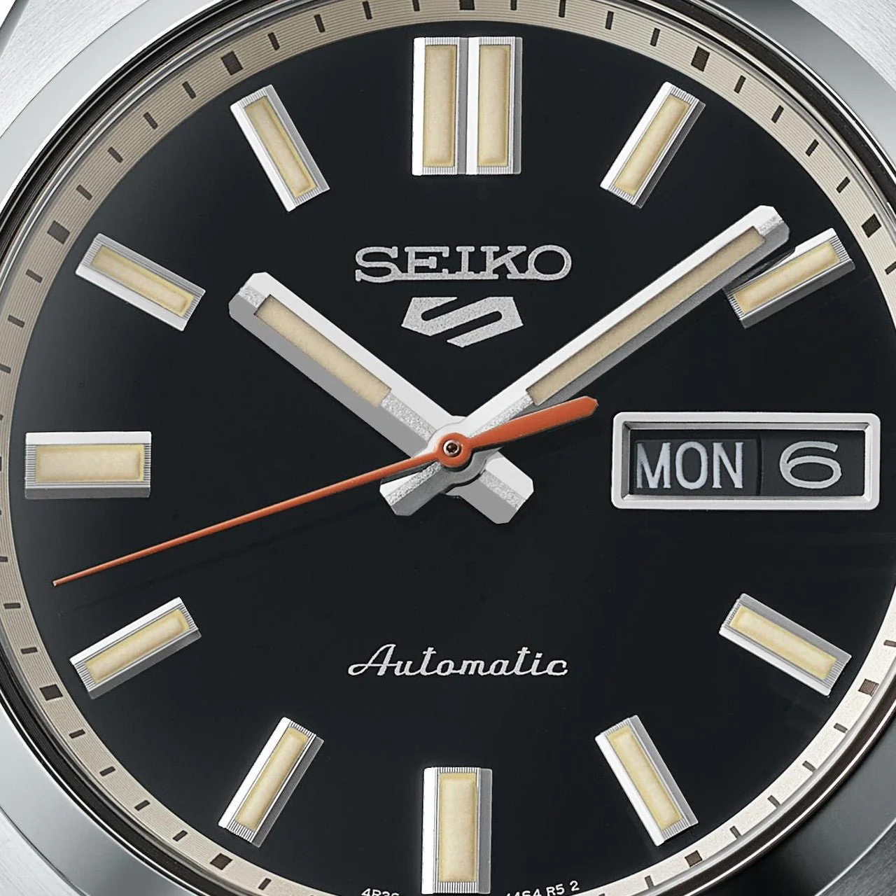 Seiko 5 Sports 37.4mm SRPK89K - Image 2